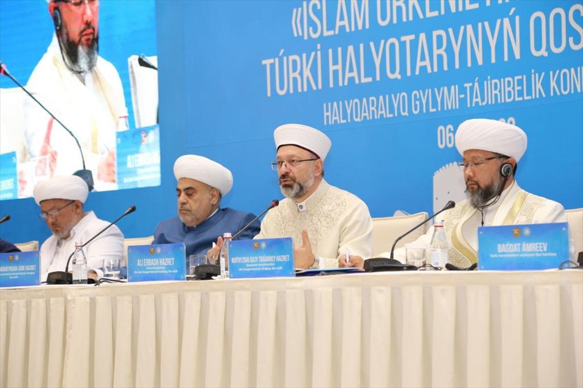 Diyanet İşleri Başkanı Erbaş'tan FETÖ uyarısı:
