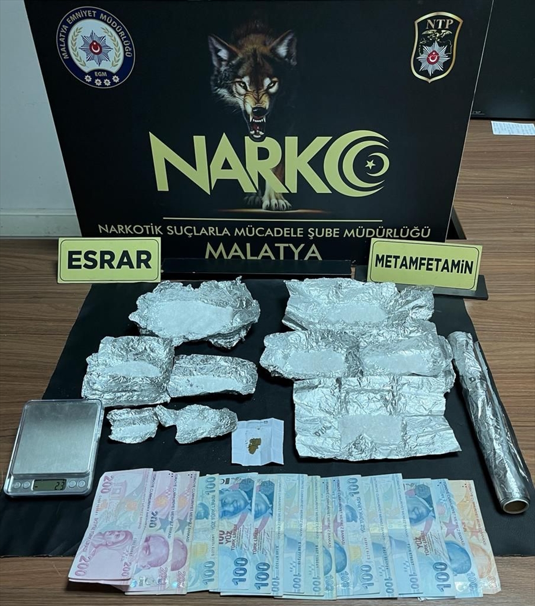 Malatya'da uyuşturucu operasyonunda el yapımı patlayıcı ve silahlar ele geçirildi