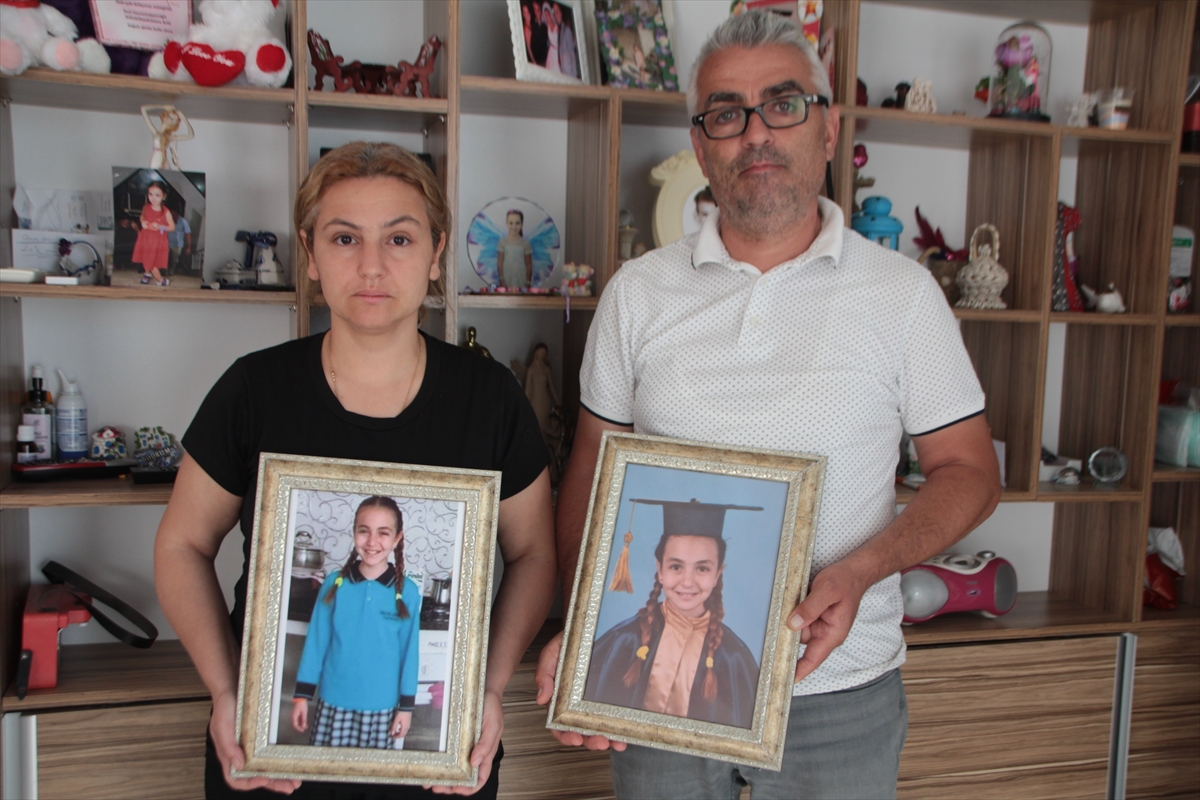 Sahipsiz köpeklerden kaçarken hayatını kaybeden çocuğun ailesi dernek kurdu