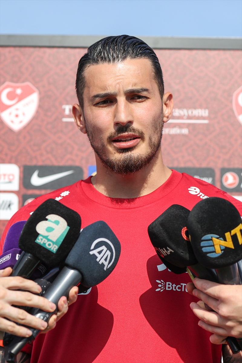 Şampiyon Trabzonspor'un kaptanı Uğurcan Çakır, milli takıma odaklandı: