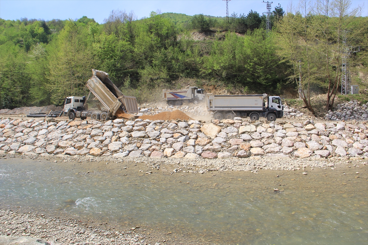Sel felaketinin vurduğu Erfelek Tatlıca Şelaleleri yaz sezonuna hazırlanıyor