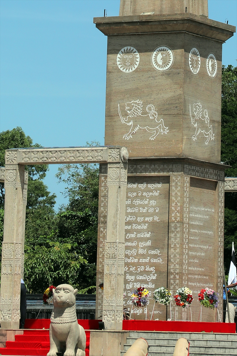 Sri Lanka'nın yeni başbakanı, mevcut durumdan eski yönetimi sorumlu tuttu