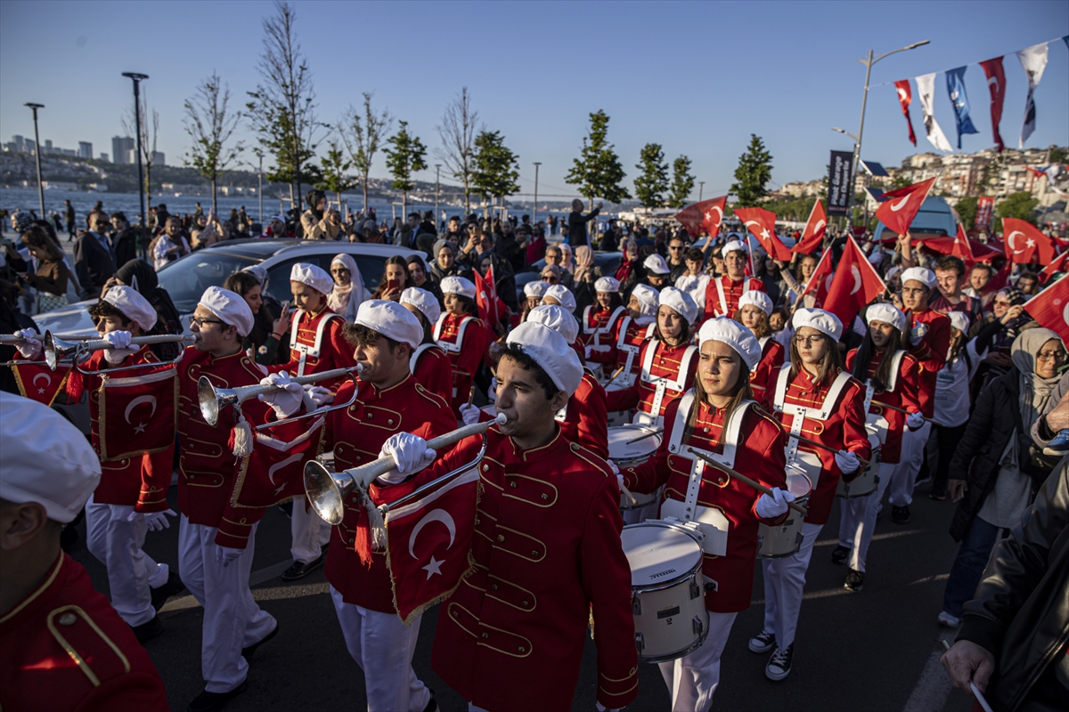 Üsküdar'da “19 Mayıs Gençlik Yürüyüşü” düzenlendi