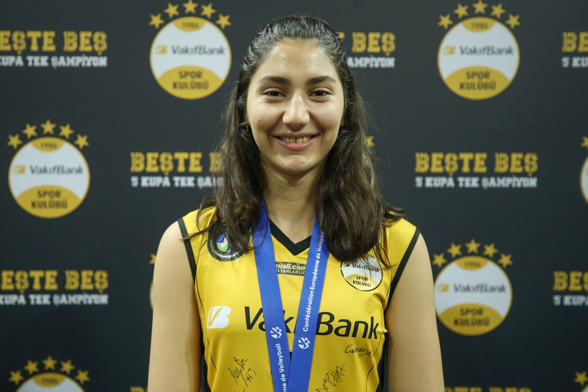 VakıfBank'ın 5 kupa başarısı “birliktelikten” geliyor