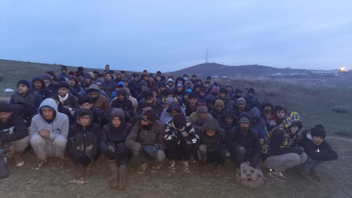 Van'da 101 düzensiz göçmen yakalandı