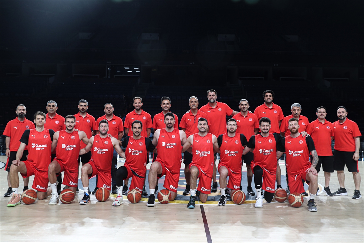 A Milli Erkek Basketbol Takımı çalışmalara başladı