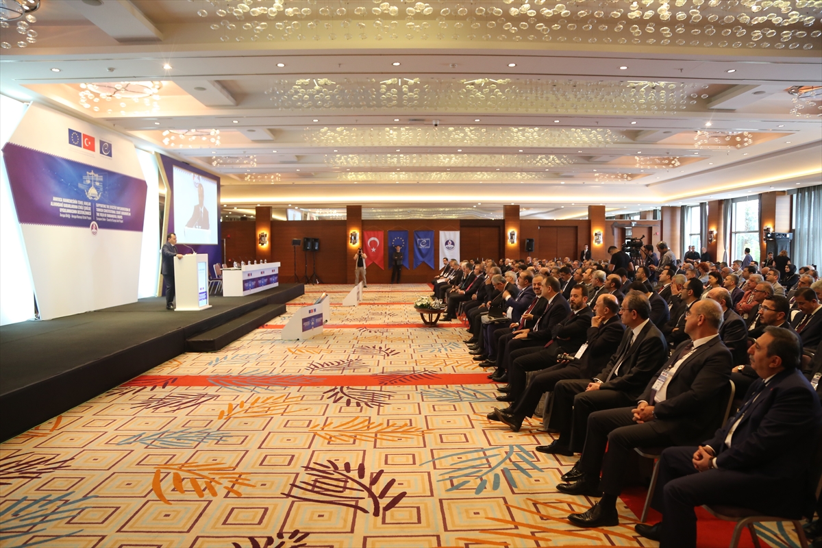 Anayasa Mahkemesi Başkanı Arslan, Bursa'da “bireysel başvuru” bölge toplantısında konuştu: