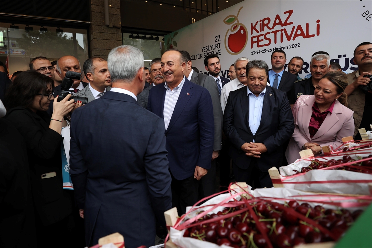 Dışişleri Bakanı Mevlüt Çavuşoğlu Malatya'da gençlerle buluştu