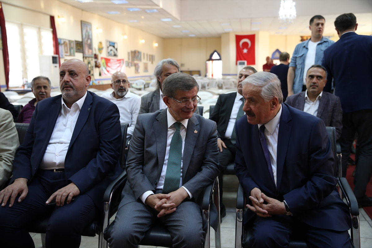 Gelecek Partisi Genel Başkanı Davutoğlu, Malatya'da temaslarda bulundu