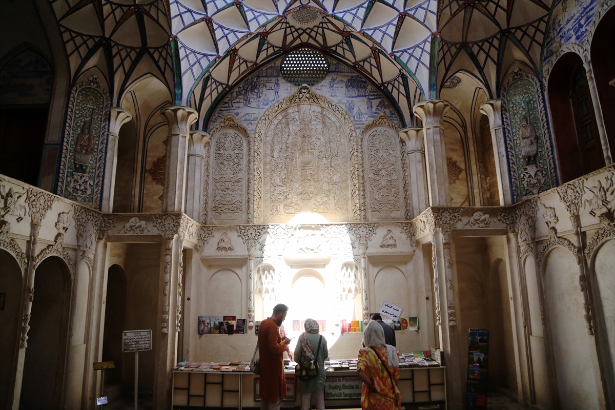 İran'da yapımı büyük bir aşk hikayesine dayanan tarihi yapı: Burucerdi Evi