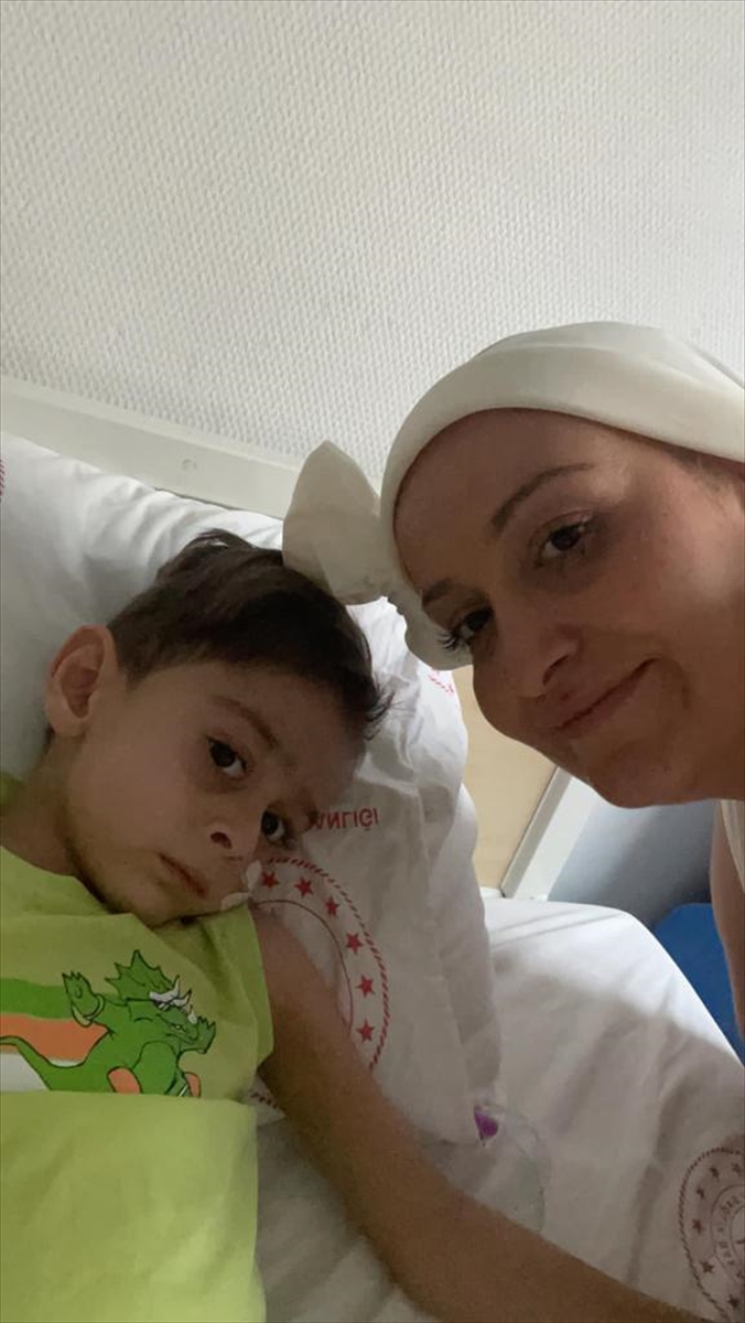 İzmir'de yediği yemekten zehirlenerek öldüğü öne sürülen çocuğun kardeşi taburcu edildi