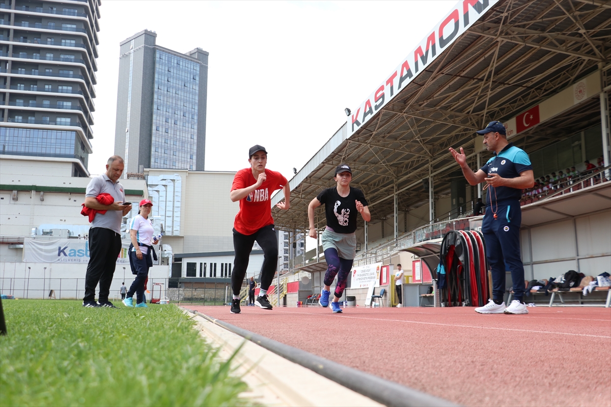 Kadın Boks Milli Takımı Akdeniz Oyunları'na Kastamonu'da hazırlanıyor