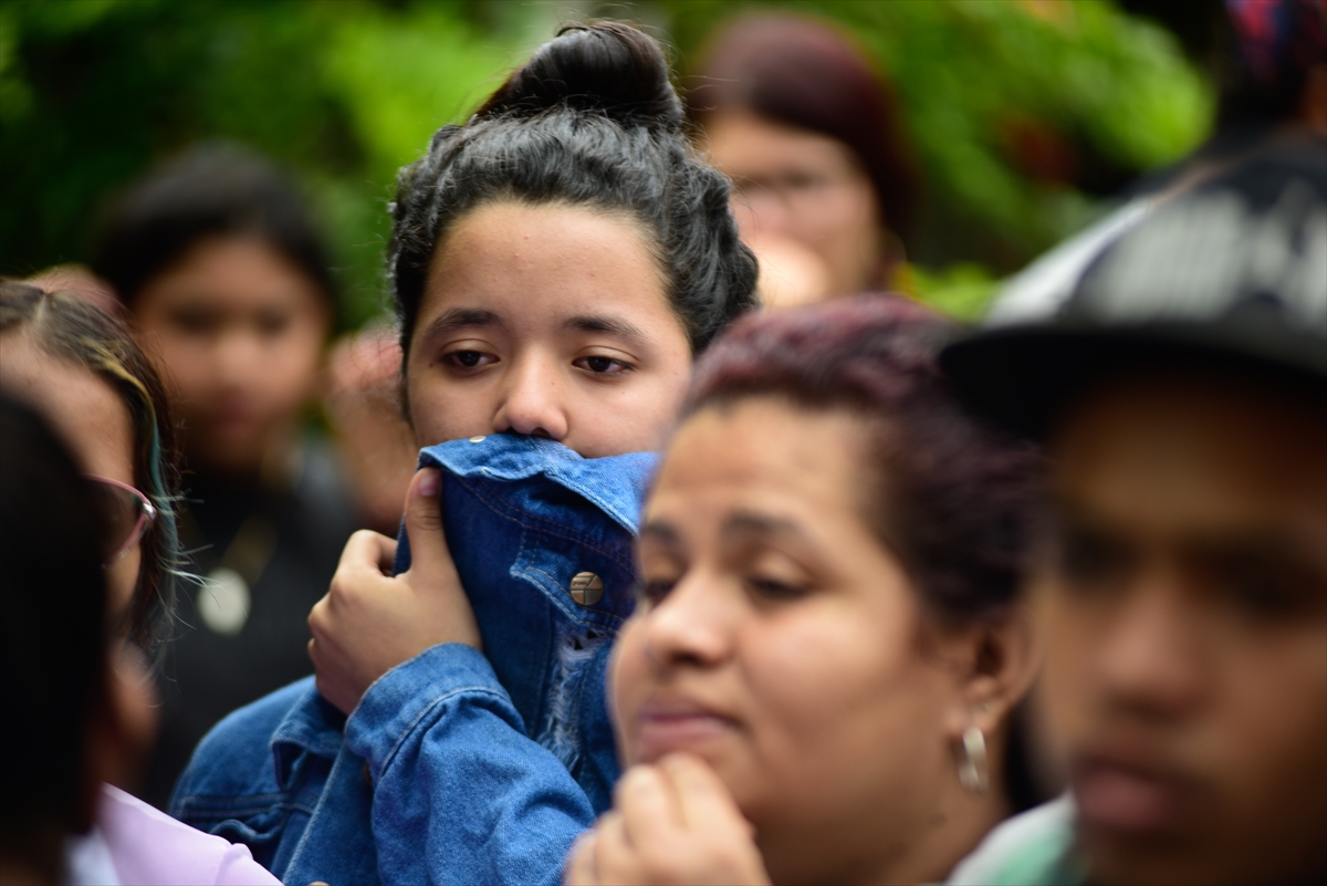 Kolombiya'da hapishanede mahkumların isyan amacıyla çıkardığı yangında 52 kişi öldü