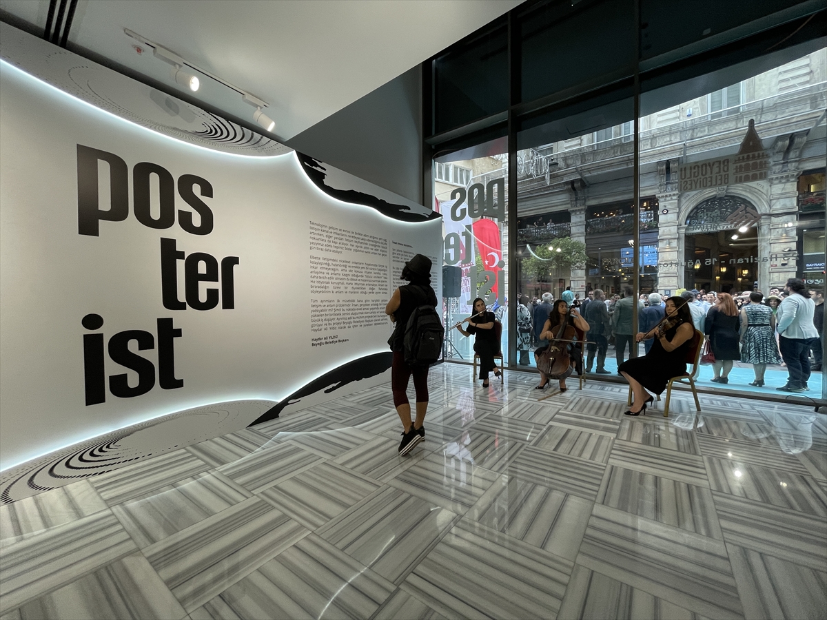 “Posterist Uluslararası Poster Sergisi” sanatseverlerin beğenisine sunuldu