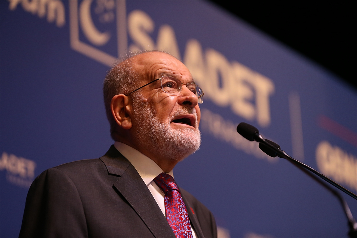 Saadet Partisi Genel Başkanı Karamollaoğlu, Trabzon'da partililere seslendi: