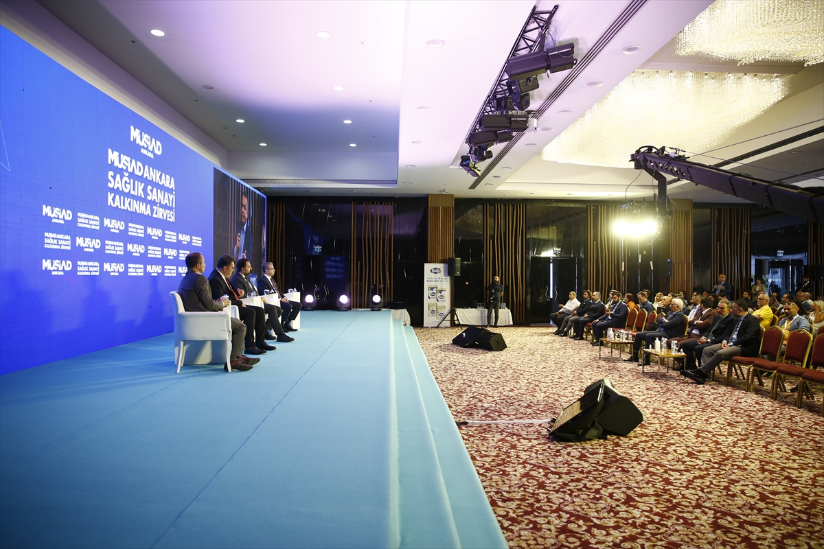 “Sağlık Sanayi Yatırımları ve Kamu Destekleri” konulu panel gerçekleştirildi