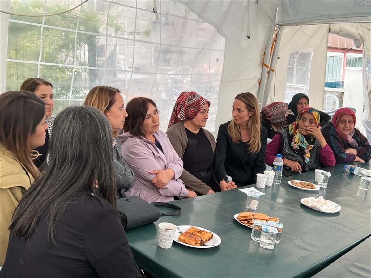 Selvi Kılıçdaroğlu'ndan selde hayatını kaybeden Yiğit'in ailesine taziye ziyareti