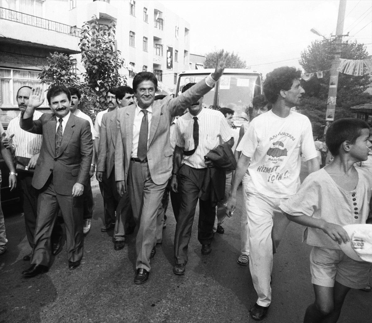 Usta oyuncu Cüneyt Arkın hayatını kaybetti