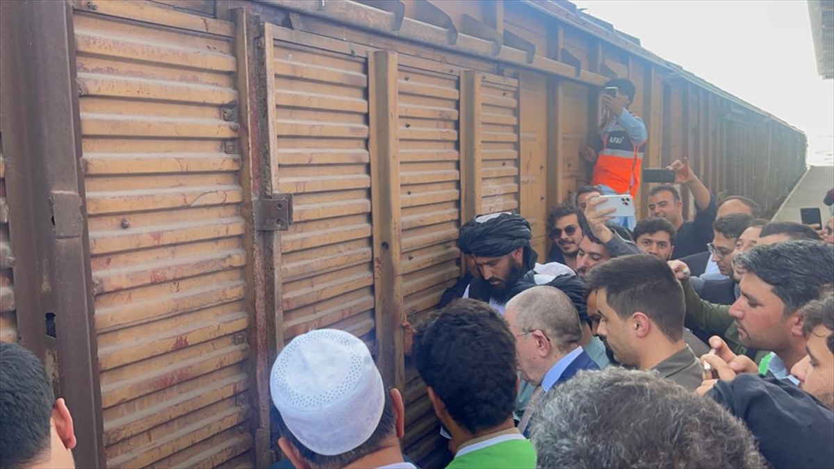 Afganistan'a yardım malzemesi taşıyan 5'inci “İyilik Treni” Herat'a ulaştı