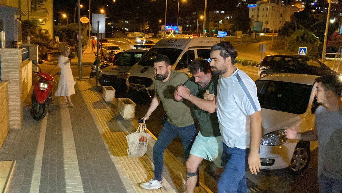 Antalya'da güvenlik kamerası kayıt cihazıyla kaçan katil zanlısı otobüste yakalandı