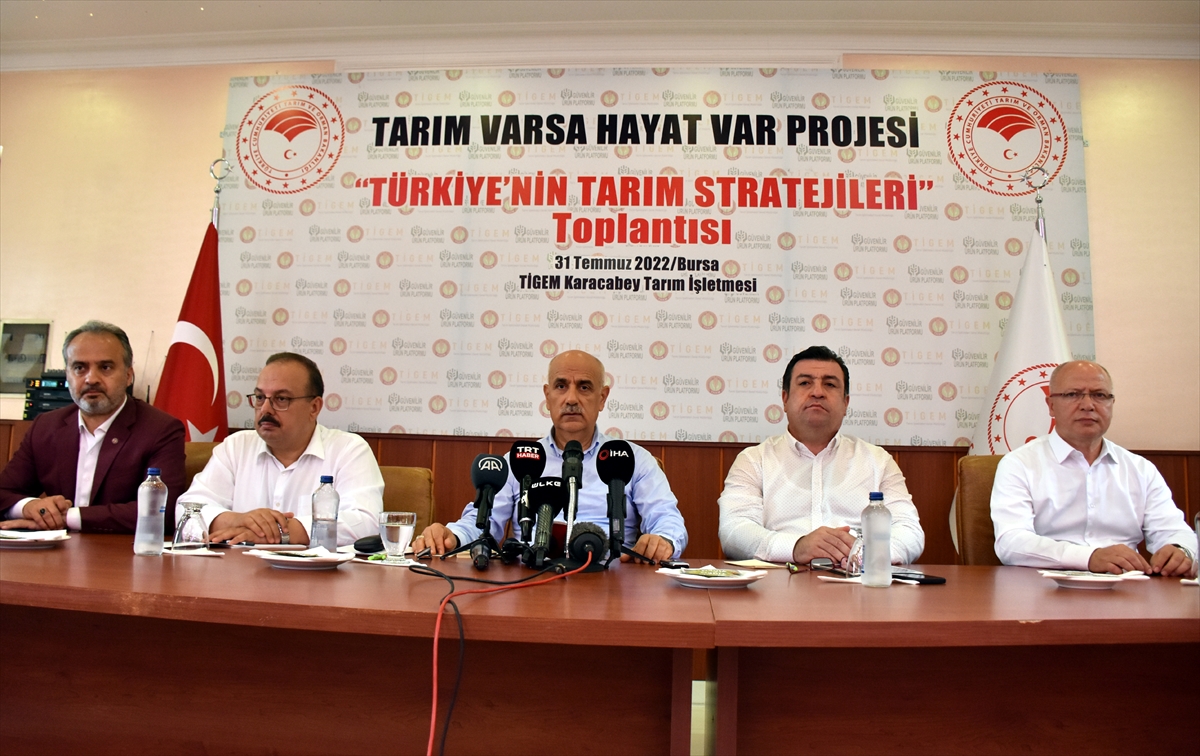 Bakan Kirişci, Bursa'da “Türkiye'nin Tarım Stratejileri” toplantısında konuştu: