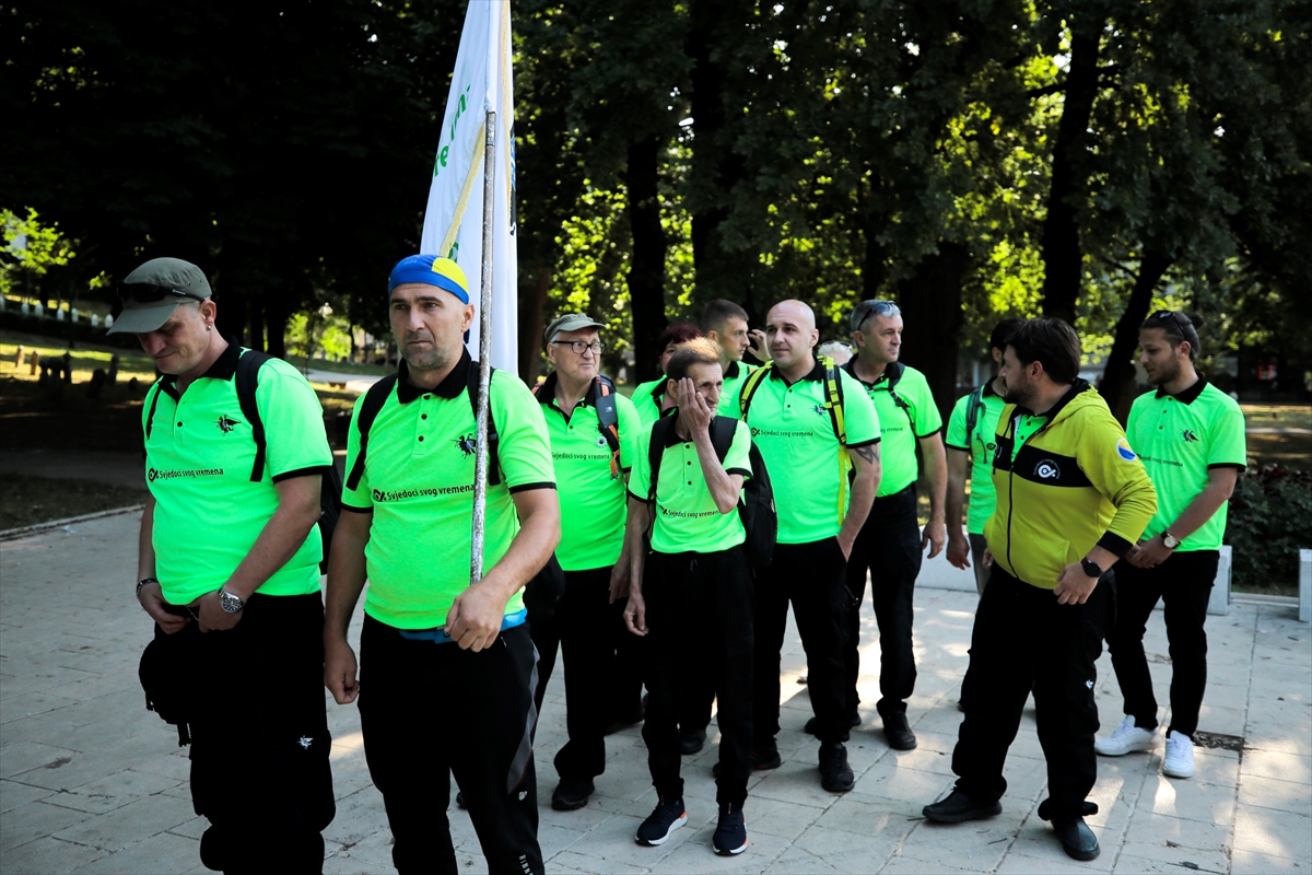 “Barış Yürüyüşü”ne katılacak gönüllüler Saraybosna'dan yola çıktı