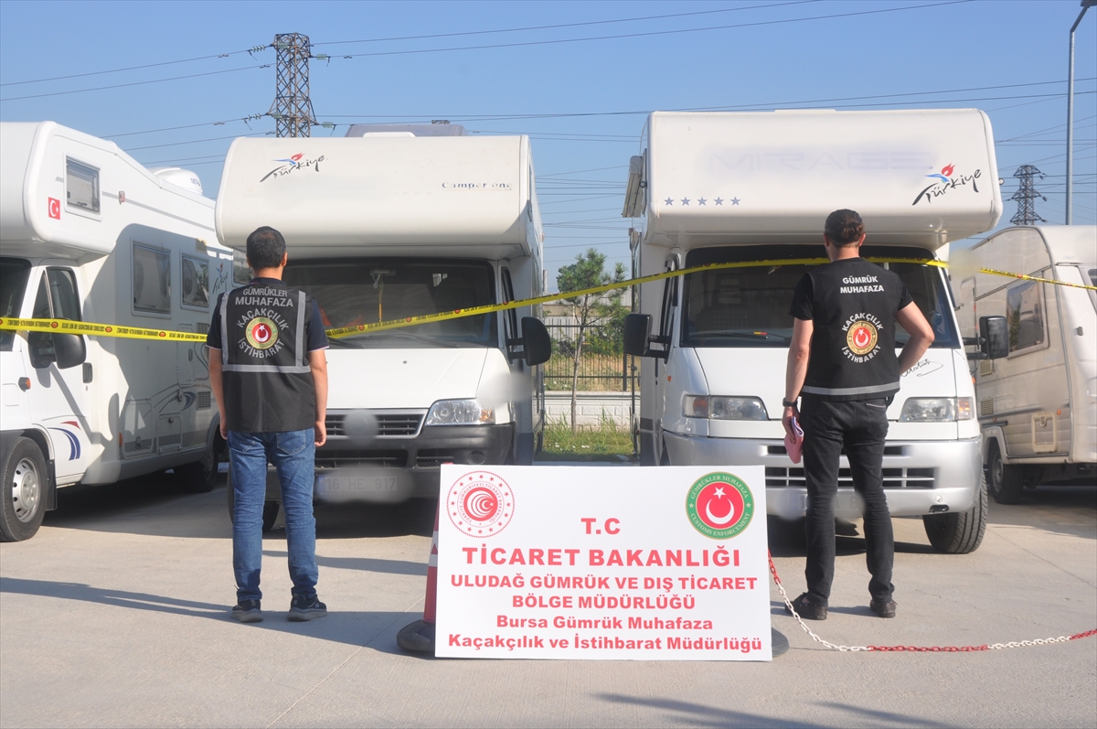 Bursa'da 4 kaçak motokaravana el konuldu