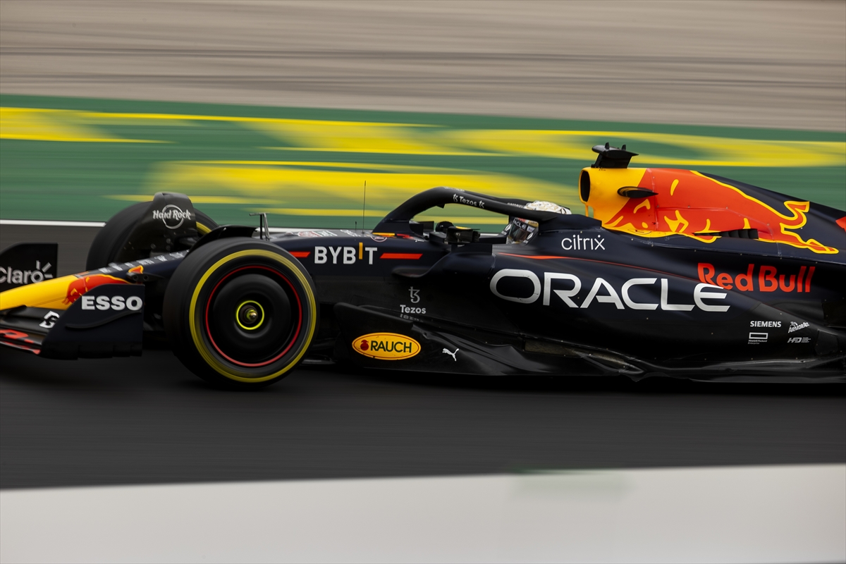 F1 Macaristan Grand Prix'sini Verstappen kazandı