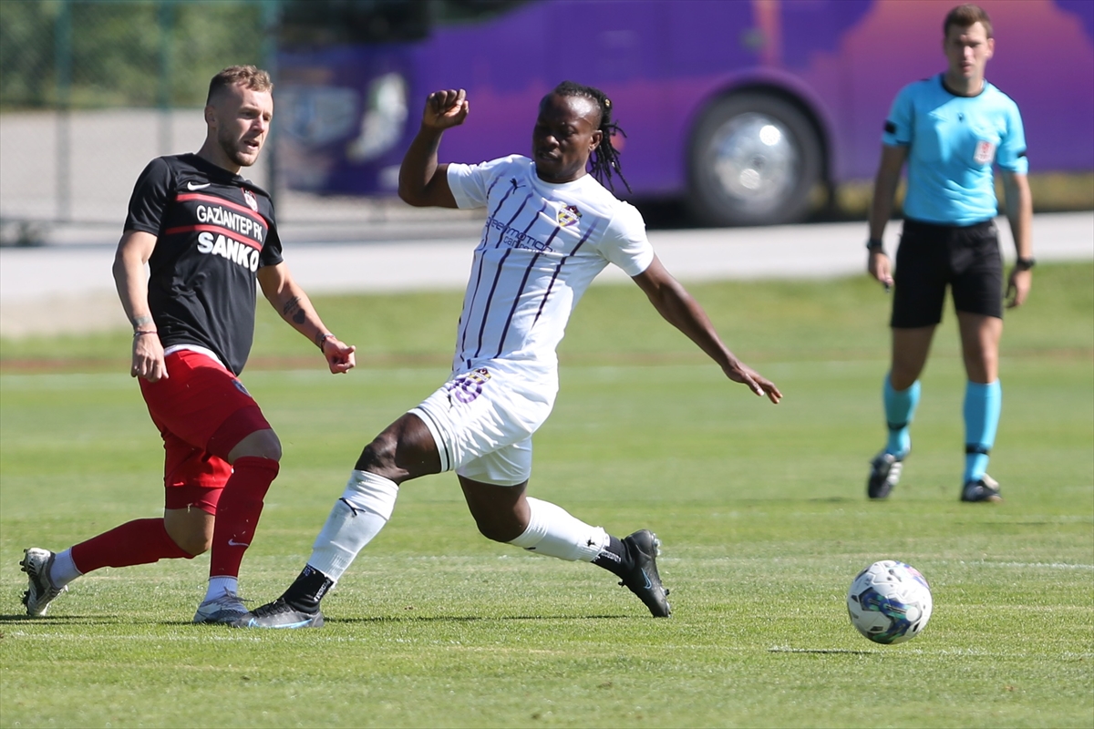 Futbol: Hazırlık maçı