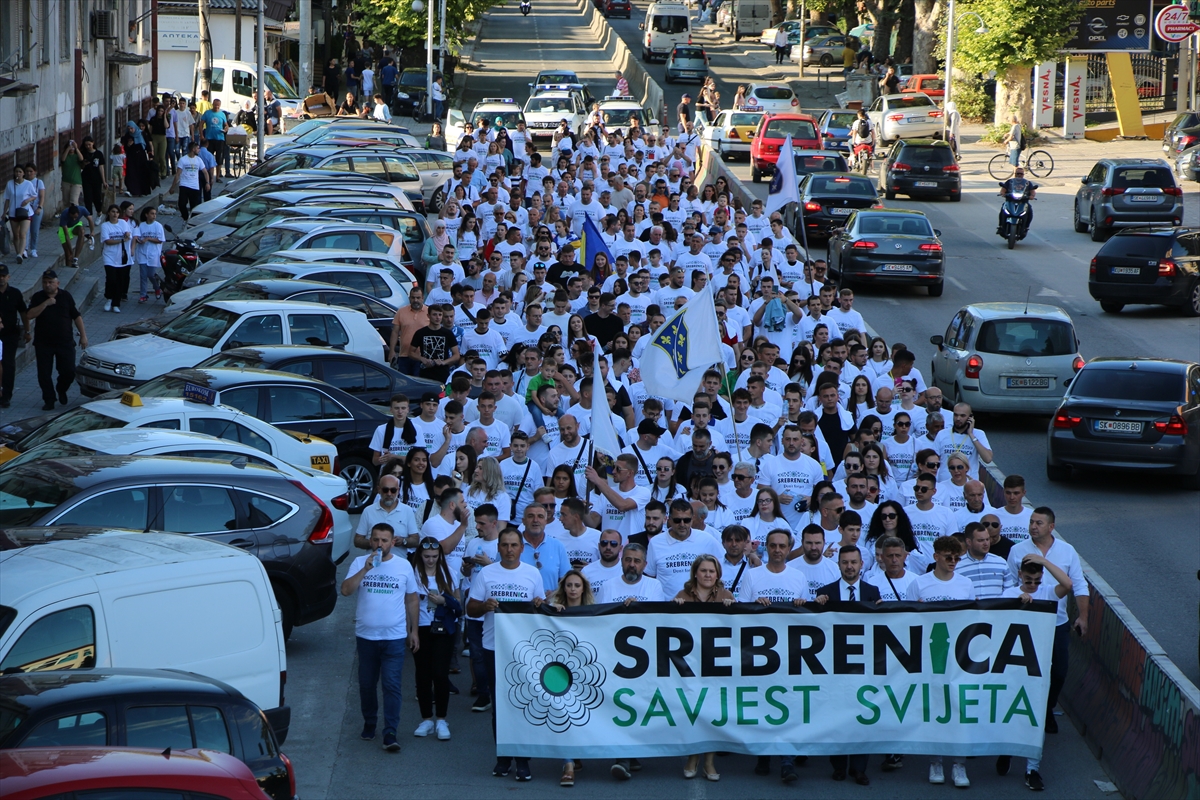 Kuzey Makedonya'da Srebrenitsa soykırımı kurbanları anıldı