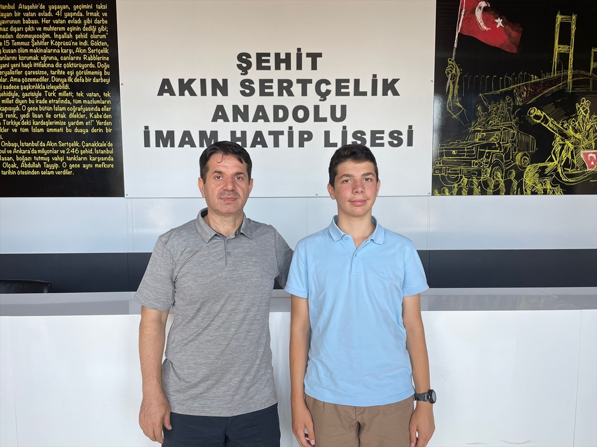 LGS sınavında tam puan alan Abdullah matematik profesörü olmak istiyor