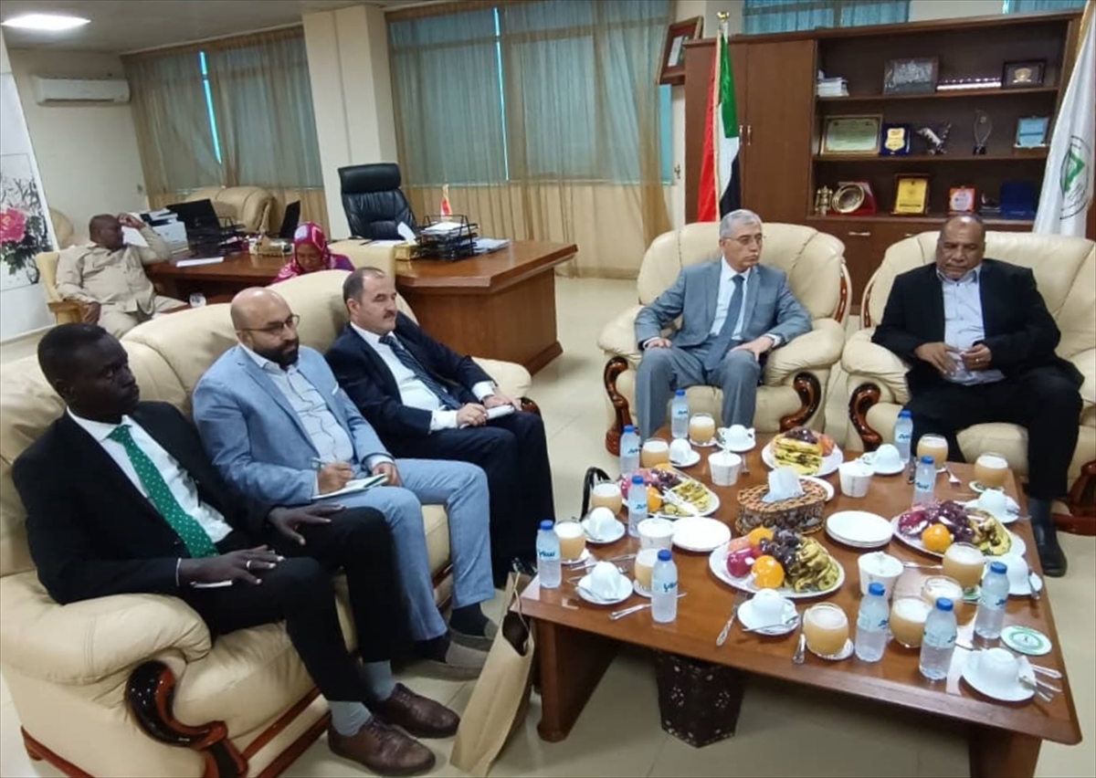 Sağlık Bilimleri Üniversitesi heyeti, Sudan Yükseköğretim Bakanı Dahab ile görüştü