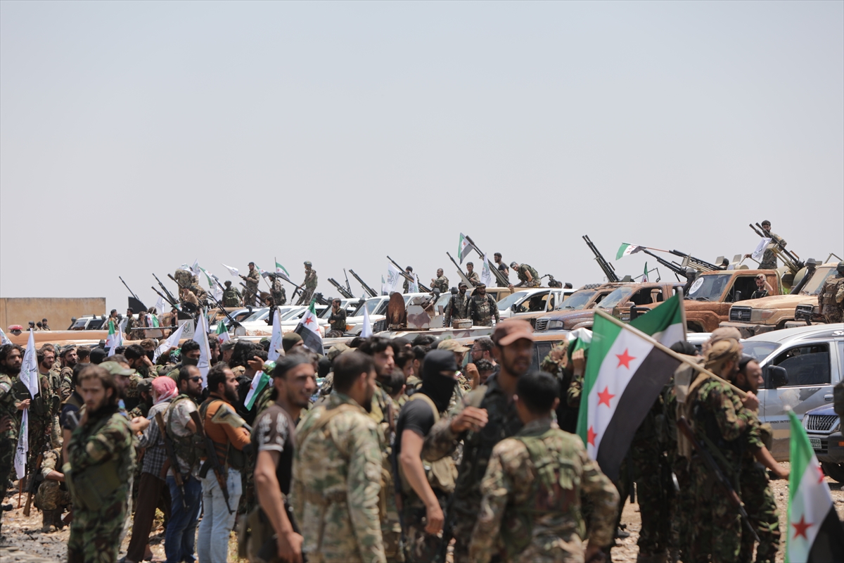SMO, YPG/PKK’lı teröristlerin işgalindeki Tel Rıfat cephe hattına takviye gönderdi