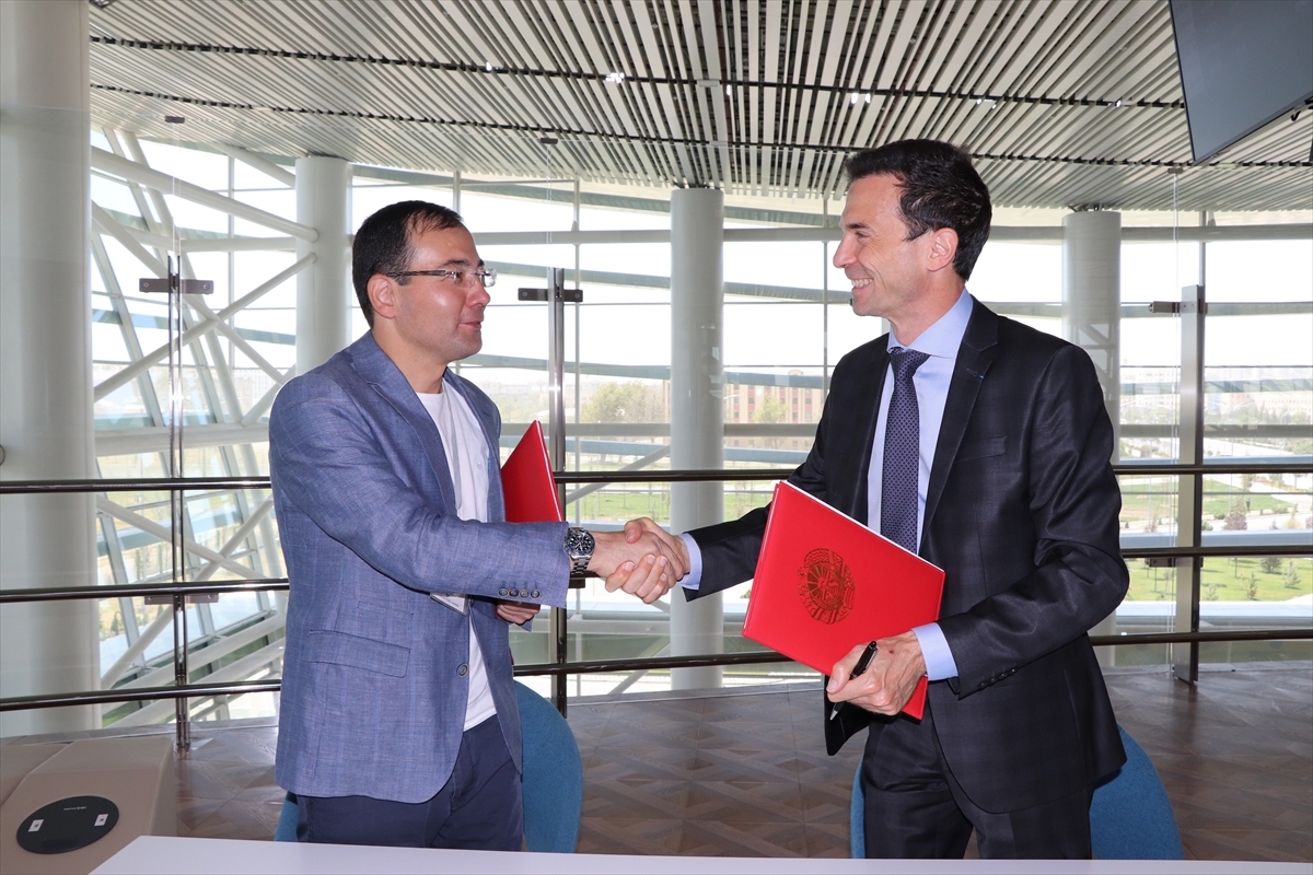 TAV Technologies, Semerkant Havalimanı'nın dijital dönüşümünü gerçekleştiriyor