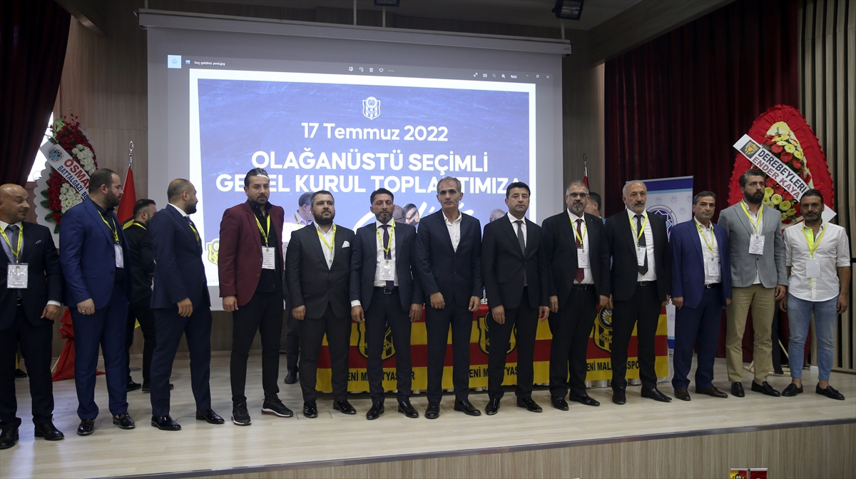 Yeni Malatyaspor'da başkanlığa Ahmet Yaman seçildi