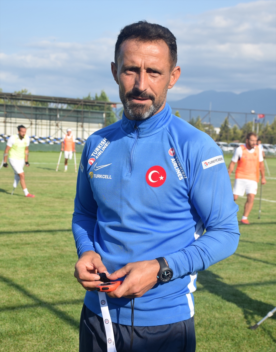 Ampute Milli Futbol Takımı'nın Kocaeli kampı başladı