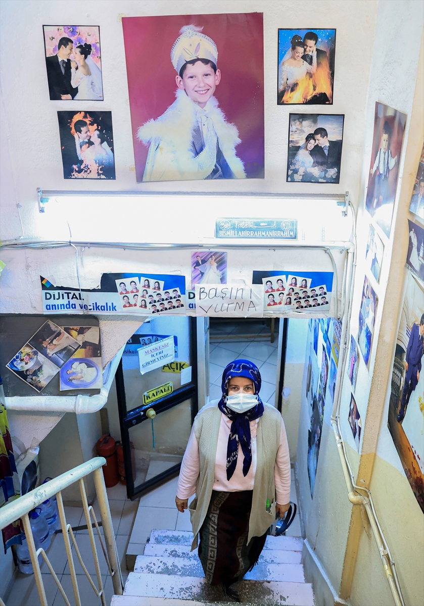 Karabağ Savaşı'nda ailesinden koparak Üsküdar'a gelen “Gül teyze”nin zorluklarla dolu fotoğrafçılık hikayesi