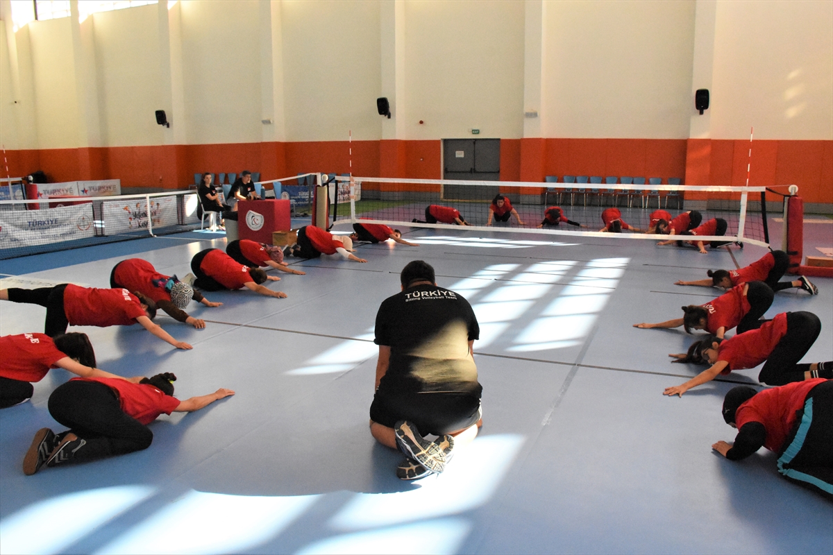 Oturarak Voleybol Kadın Milli Takımı'nda planlar Avrupa Şampiyonası'na göre yapılıyor