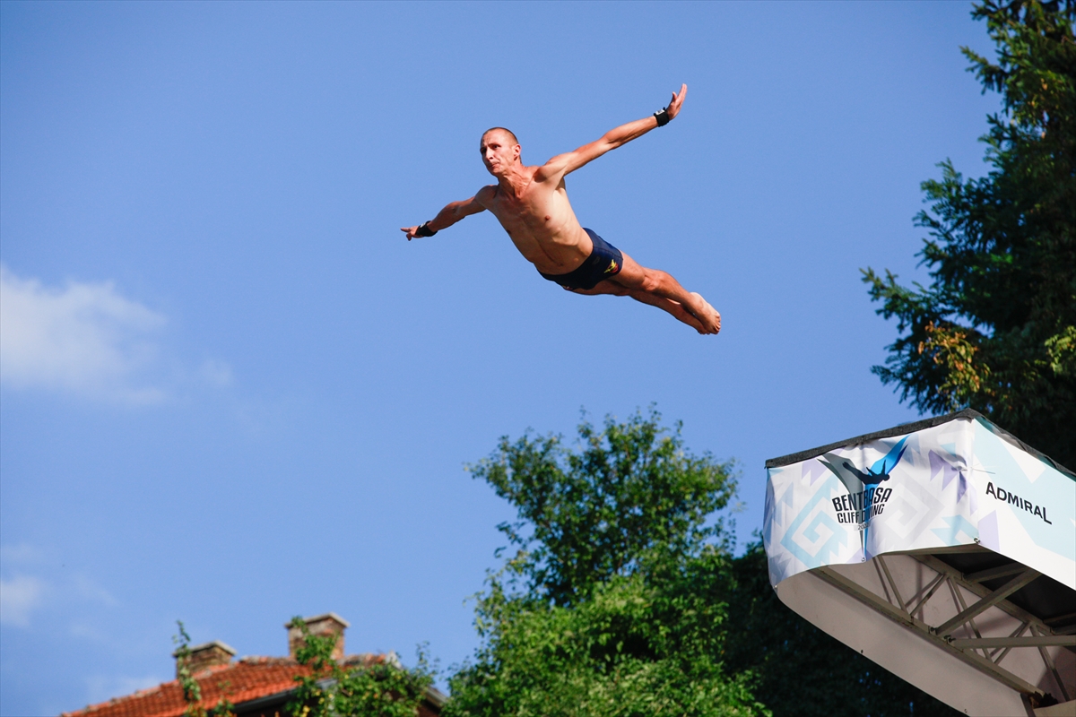 Saraybosna'da düzenlenen “Bentbasa Uçurum Dalışları” yoğun ilgi gördü
