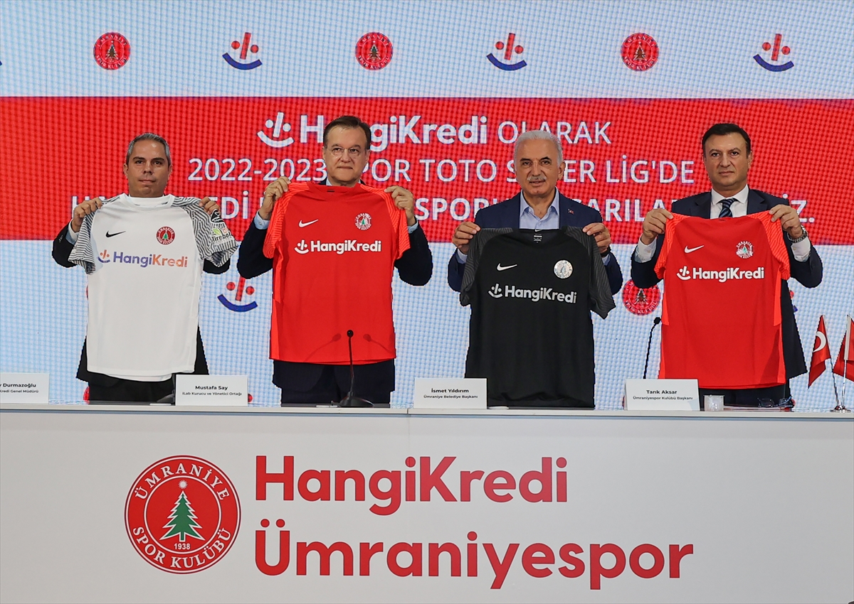 Ümraniyespor ile Hangikredi şirketi arasında sponsorluk anlaşması imzalandı