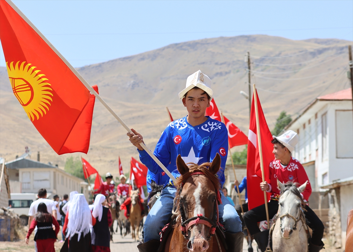Türkler Sonradan Müslüman Olmadı, Zaten İslam Üzereydiler!..