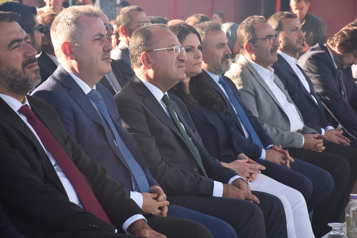 Bakan Bozdağ, Kozan'da yeni adliye binasının temel atma töreninde konuştu: (2)