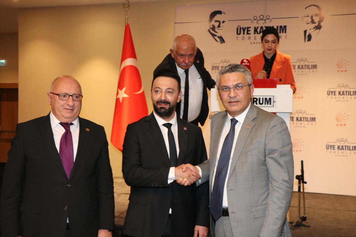 CHP'li Salıcı, partisinin Erzurum'daki üye katılım töreninde konuştu: