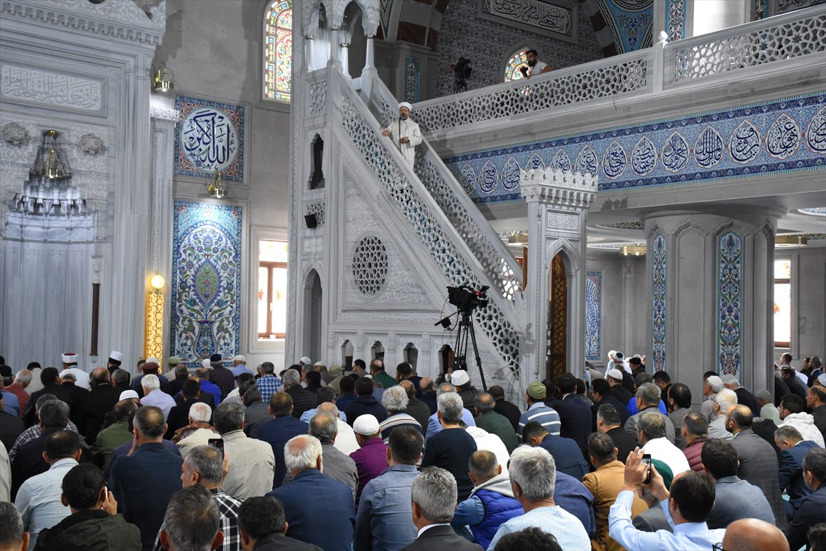 Diyanet İşleri Başkanı Erbaş Ordu'da hutbe irat etti: