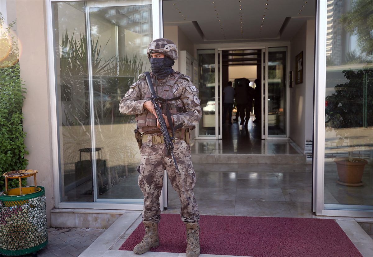 Mersin'de 30 PKK/KCK şüphelisinin yakalanmasına yönelik operasyon başlatıldı