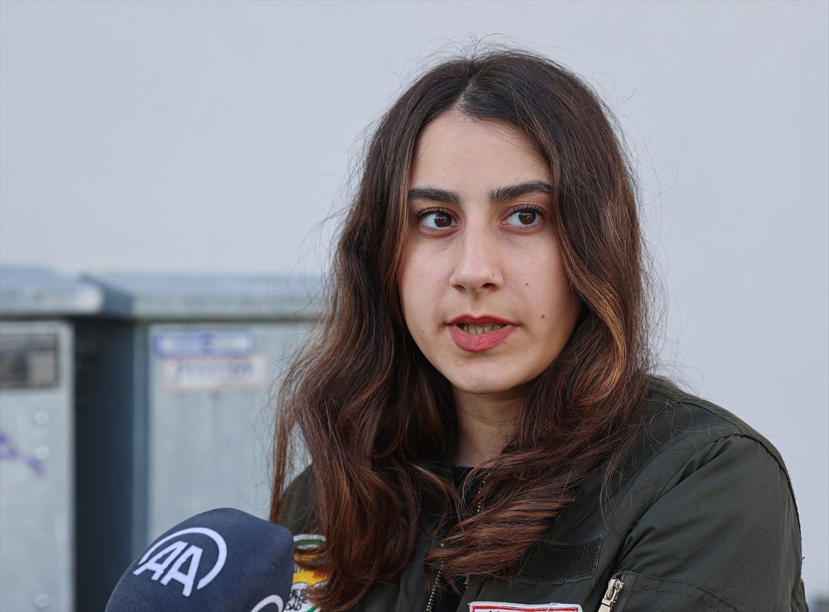 Öğrenciler, İBB'nin Atatürk Kitaplığı'nı kullanıma kapatmasına tepkili