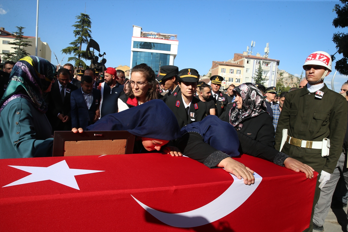 Şehit Piyade Astsubay Gökhan Ağıl, Tokat'ta son yolculuğuna uğurlandı