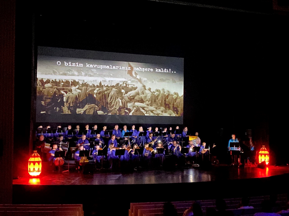 “Selçuklu'dan Cumhuriyet'e Bu Mülkün Destanı 100. Yıl Hatırası” konseri, AKM'de sahnelendi