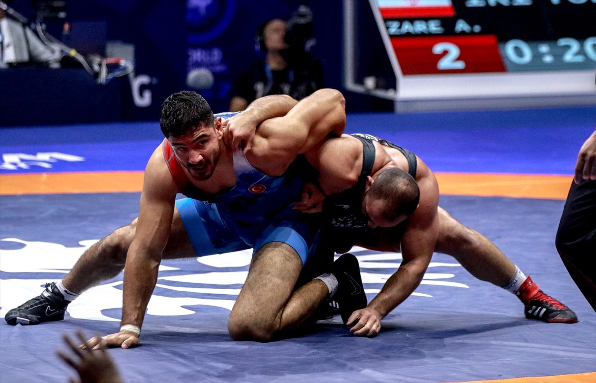 Taha Akgül, Dünya Güreş Şampiyonası'nda finalde