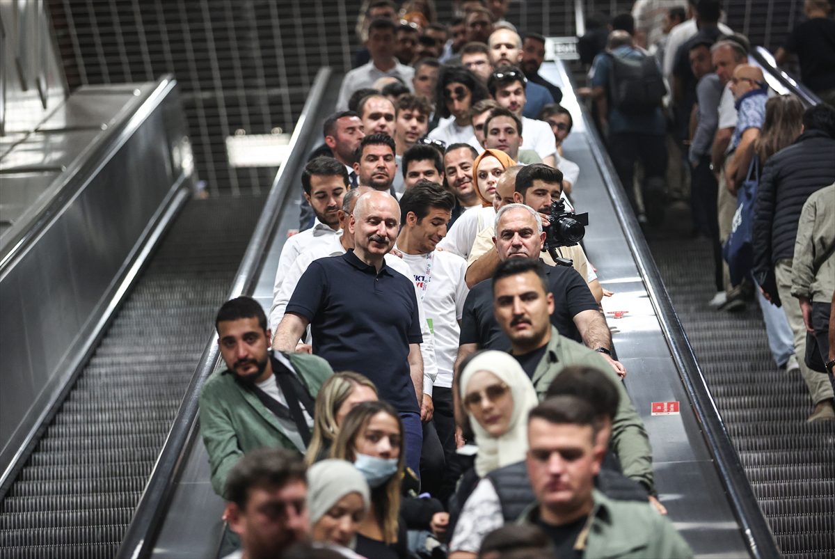 Ulaştırma ve Altyapı Bakanı Adil Karaismailoğlu: